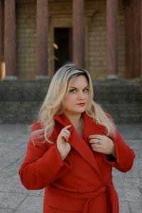 La giornalista russa Ekaterina Shevlyakova parla della guerra e del prezzo che paga chi non c'entra.